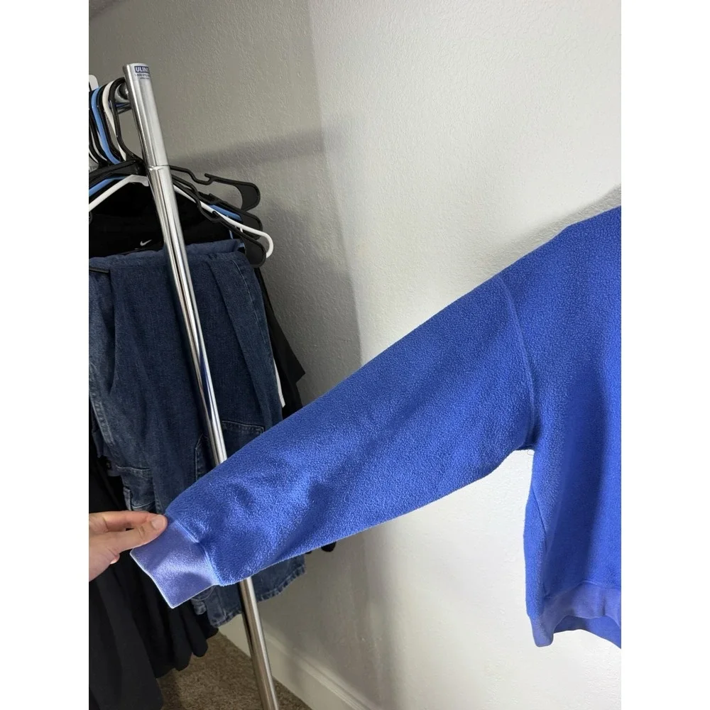 Womens NIKE X Olivia Kim Betty Boop Blue Fuzzy Crew Sweatshirt Small CT2024-480